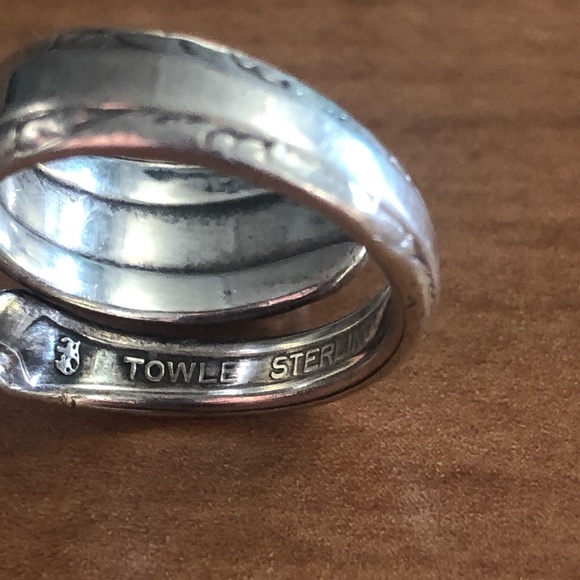 Vintage towle ring with turquoise - Picture 3 of 3